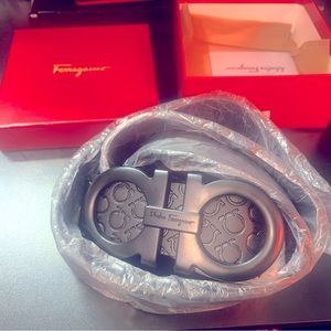 Ferragamo Leather Belt (Black)